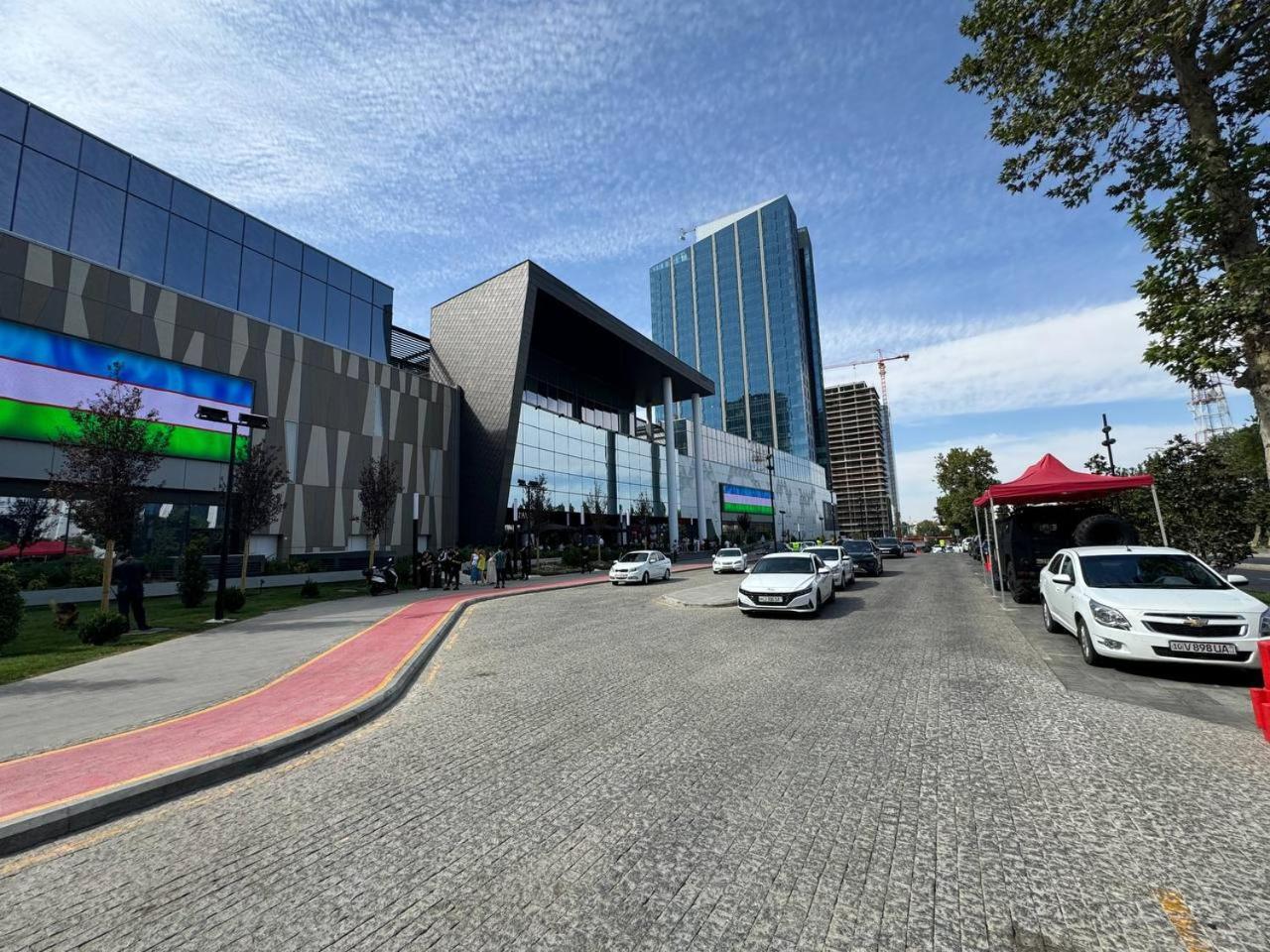 Abay Street- Tashkent City Center المظهر الخارجي الصورة