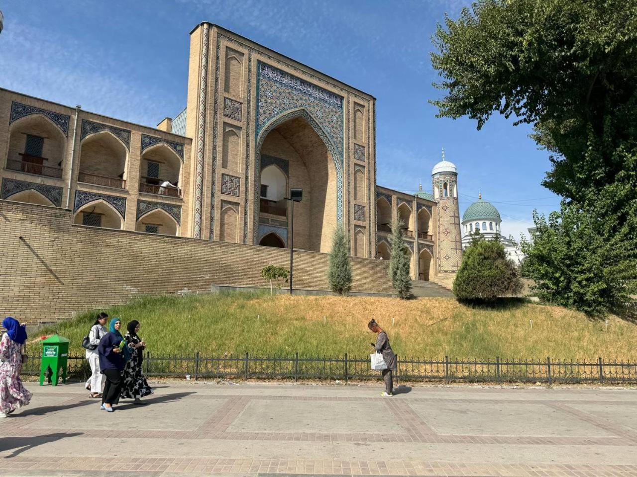 Abay Street- Tashkent City Center المظهر الخارجي الصورة
